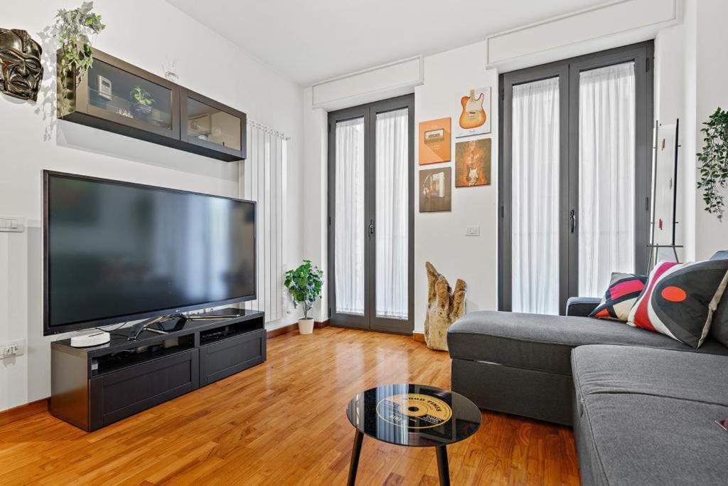 Milano-M1 Rock House Διαμέρισμα Εξωτερικό φωτογραφία